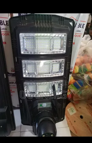 2in1 Solar Street Lights With Camera 450watts