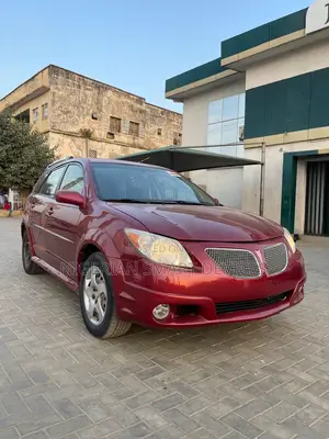 Photo - Pontiac Vibe 2005 Red
