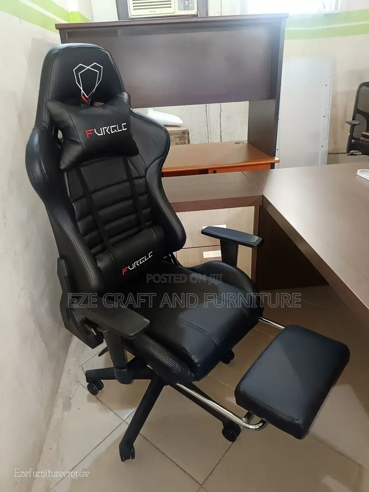 Full Black Game Chair
