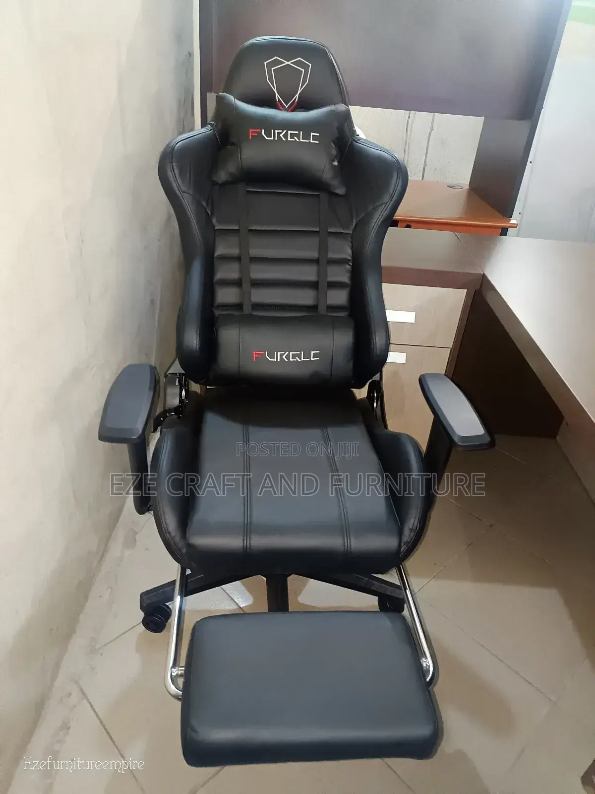 Full Black Game Chair