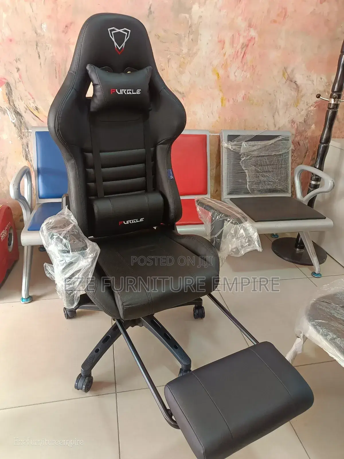Full Black Game Chair