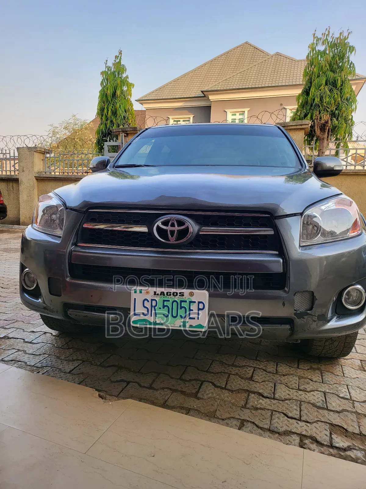 Toyota RAV4 2010 Gray