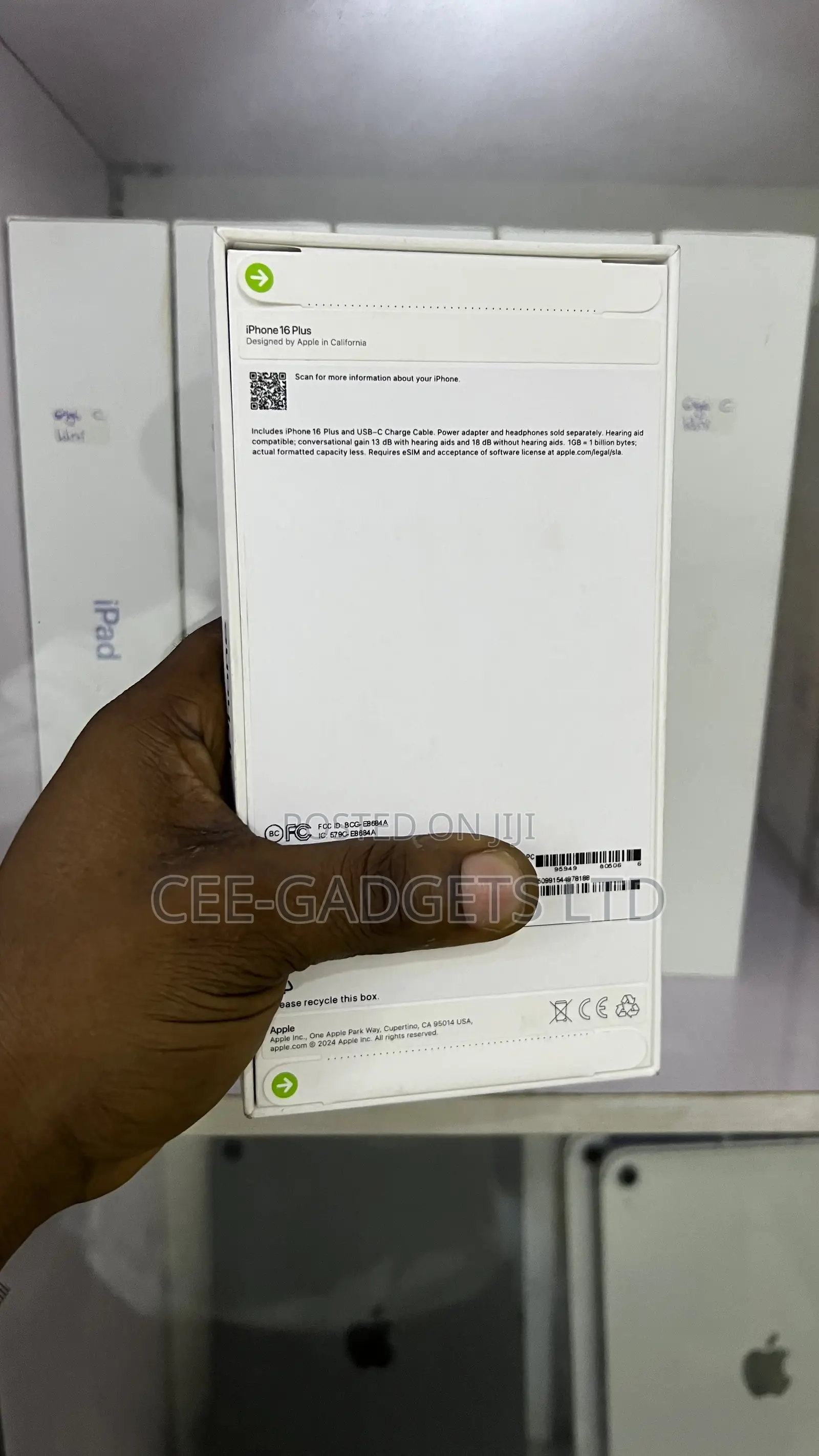 New Apple iPhone 16 Plus 256 GB Black