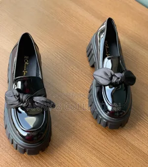 Quality Women Black Loafers Cover Shoe