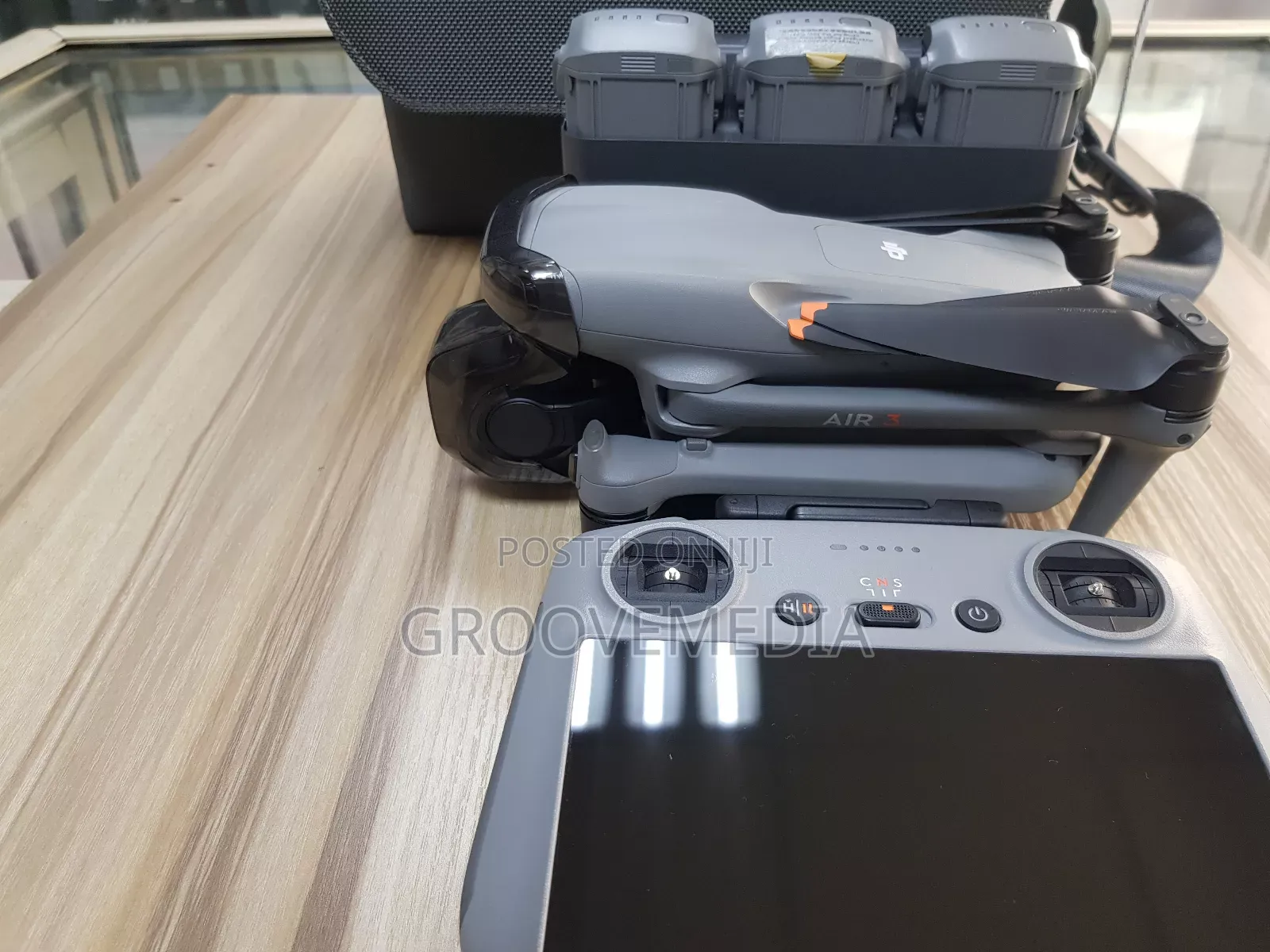DJI Air 3 Flymore Combo