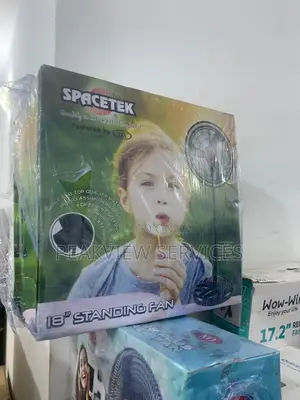 Spacetek 18'' Three Blade Standing Fan
