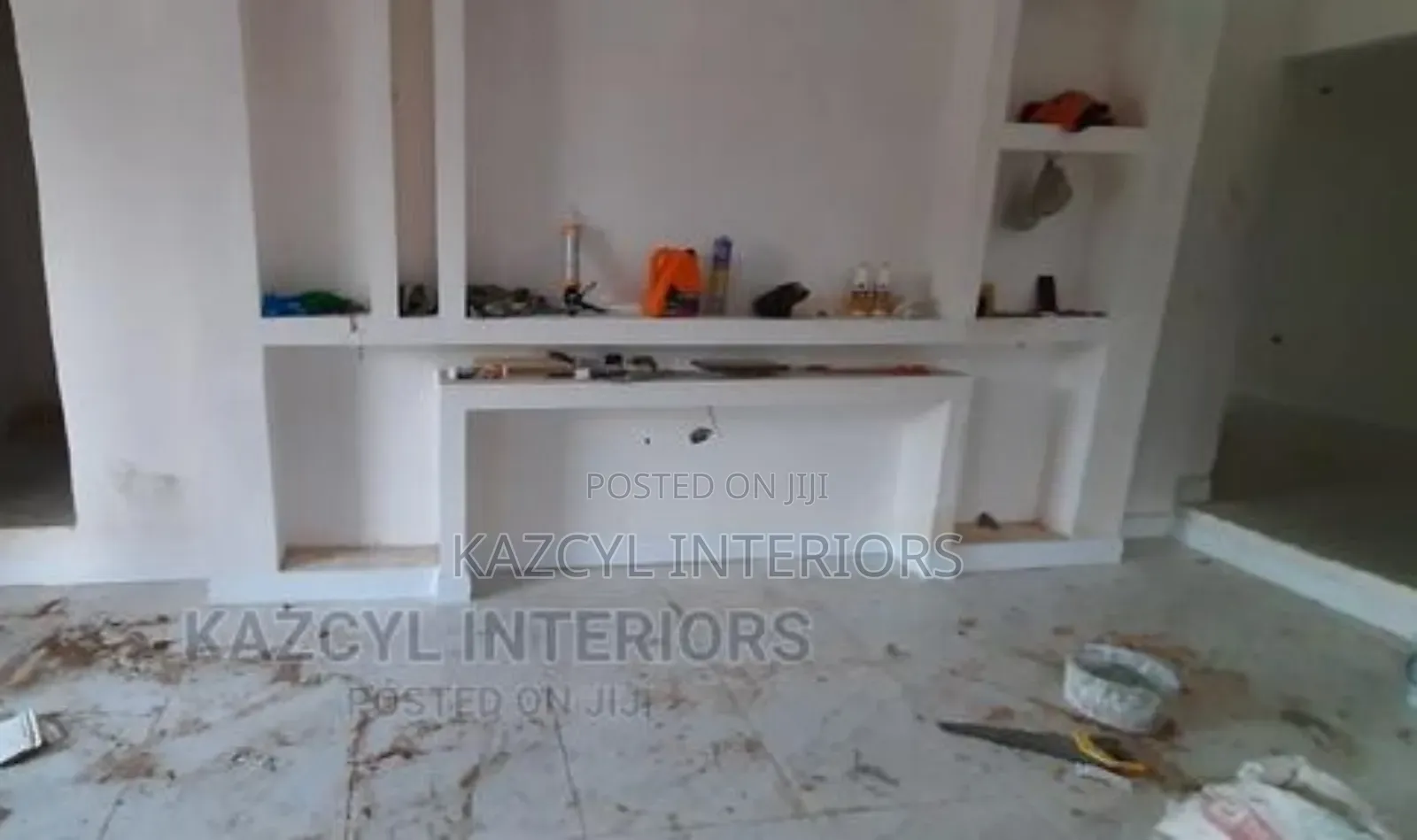 Wainscotting and Fibre Wall Columns