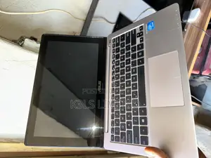 Laptop Asus X201E 2GB Intel Pentium HDD 250GB