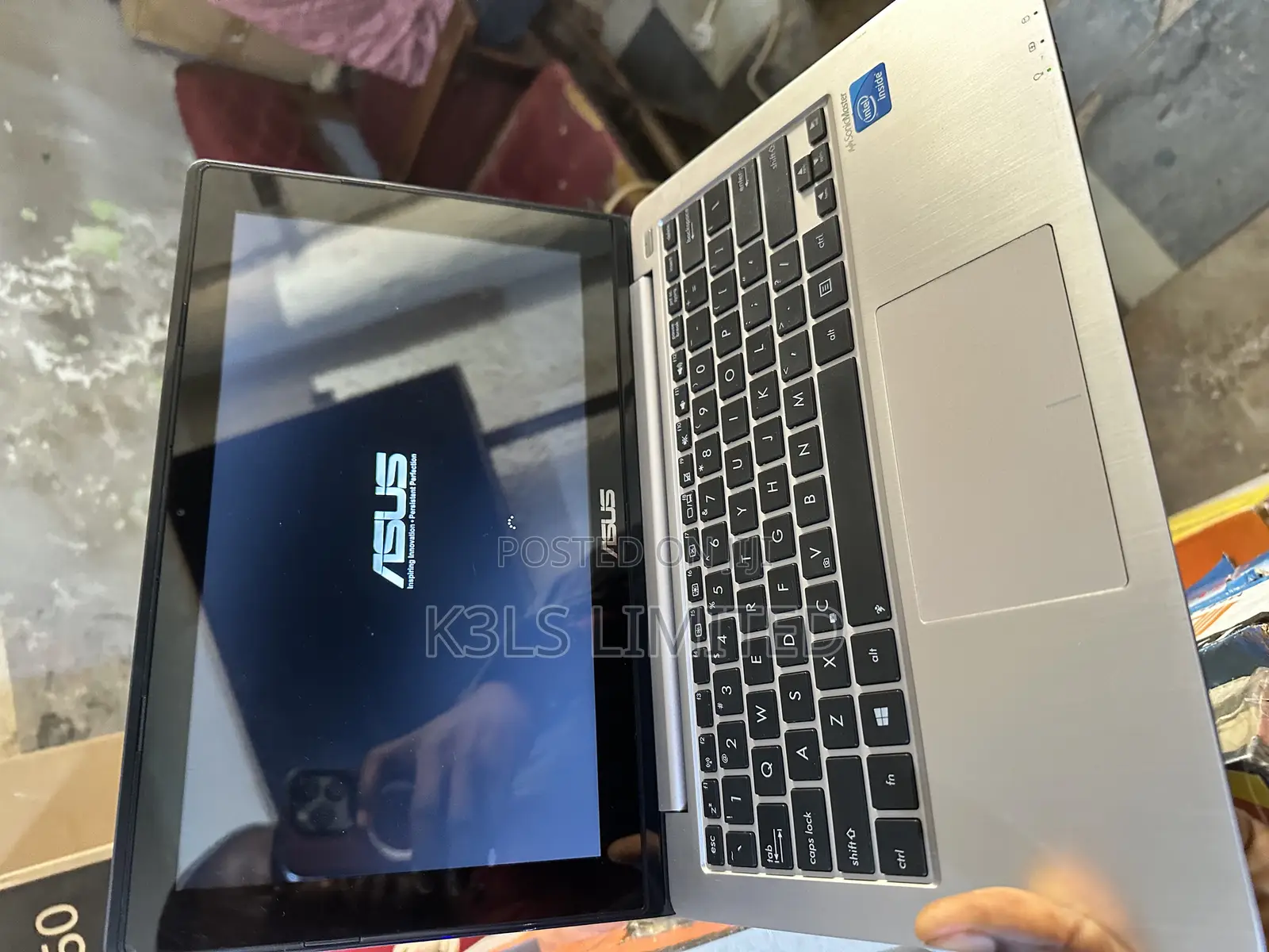 Laptop Asus X201E 2GB Intel Pentium HDD 250GB