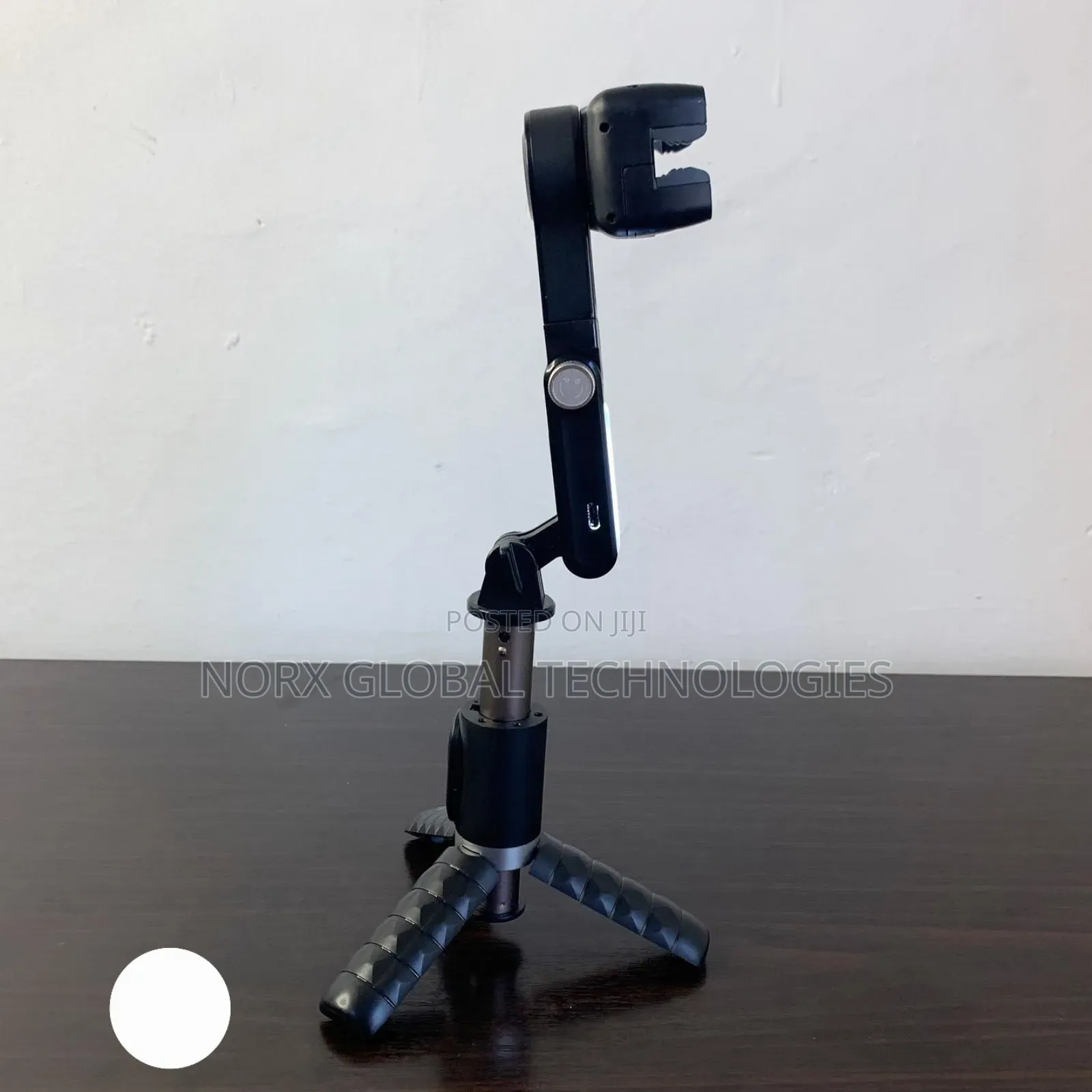 Q18 Desktop Tripod Gimbal Stabilizer With Light