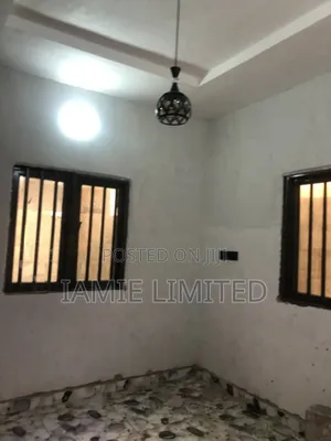 2bdrm Apartment in Ugolo, Warri for rent
