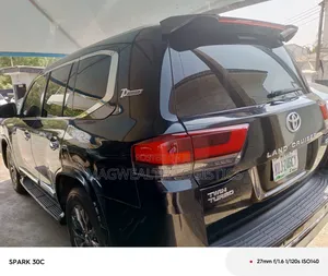 Land Cruiser for Hire