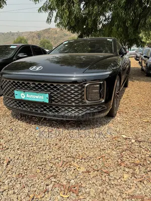 Photo - Hyundai Grandeur 2023 Black