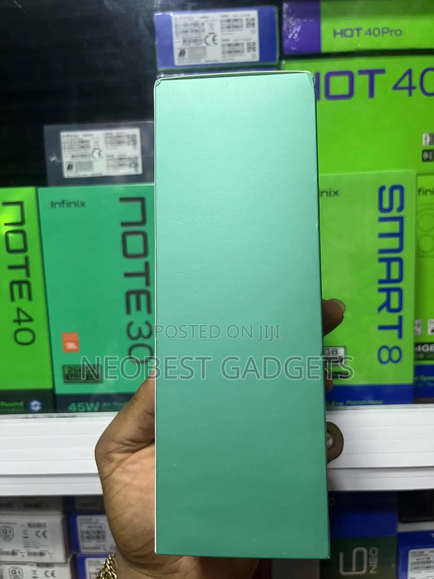 New HMD Aura 64 GB Green
