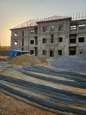 Photo - 3bdrm Block of Flats in Apo District for sale