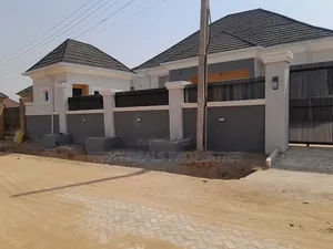 3bdrm Bungalow in Gwarinpa for sale