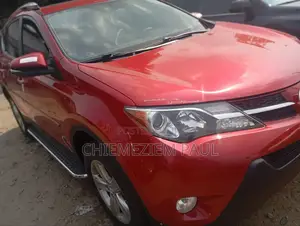 Toyota RAV4 2015 Red