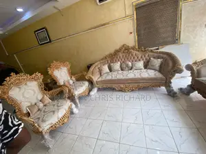 Great Egptian Sofa