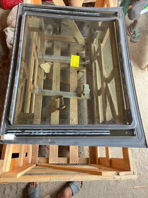 Glc300 Center Pano Roof Glass We Deliver Nation Wide