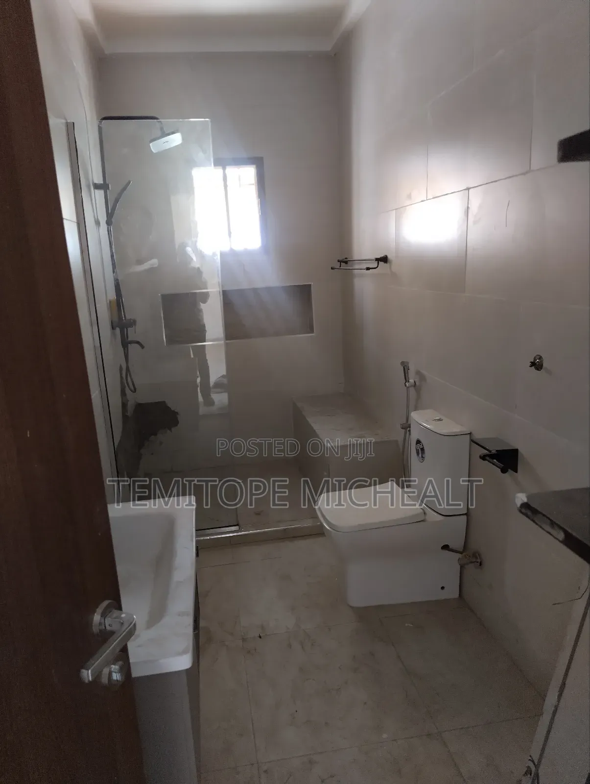 5bdrm Townhouse / Terrace in Asokoro By World for rent