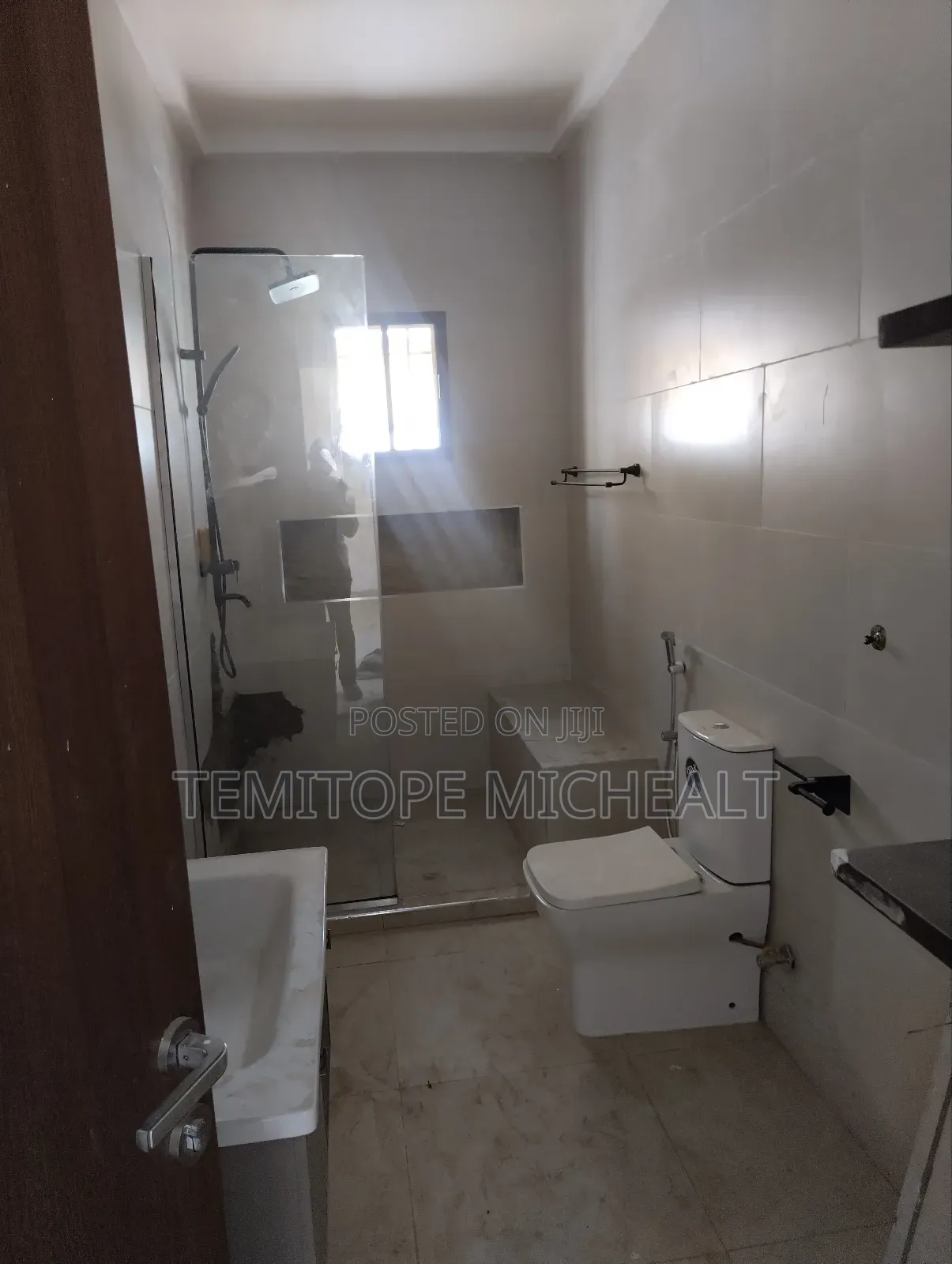 5bdrm Townhouse / Terrace in Asokoro By World for rent