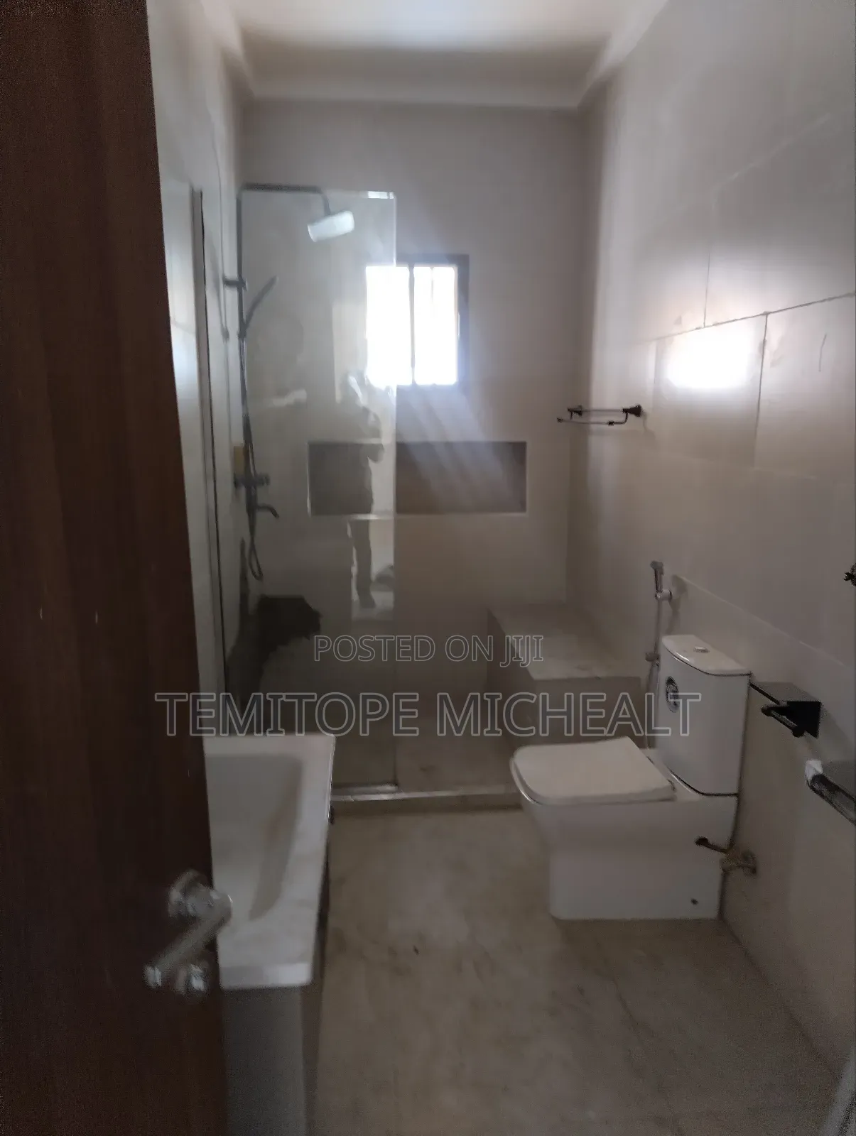 5bdrm Townhouse / Terrace in Asokoro By World for rent