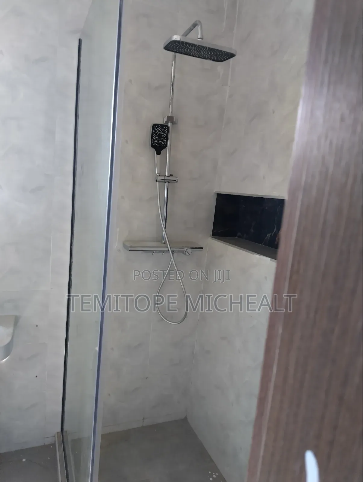 5bdrm Townhouse / Terrace in Asokoro By World for rent