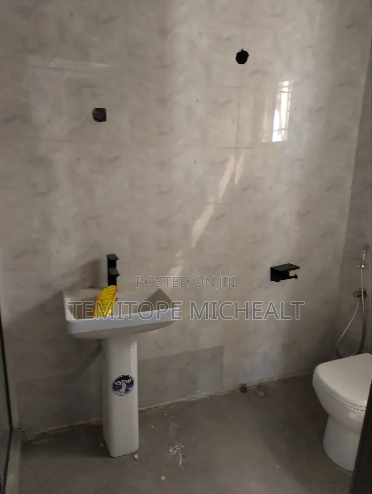 5bdrm Townhouse / Terrace in Asokoro By World for rent
