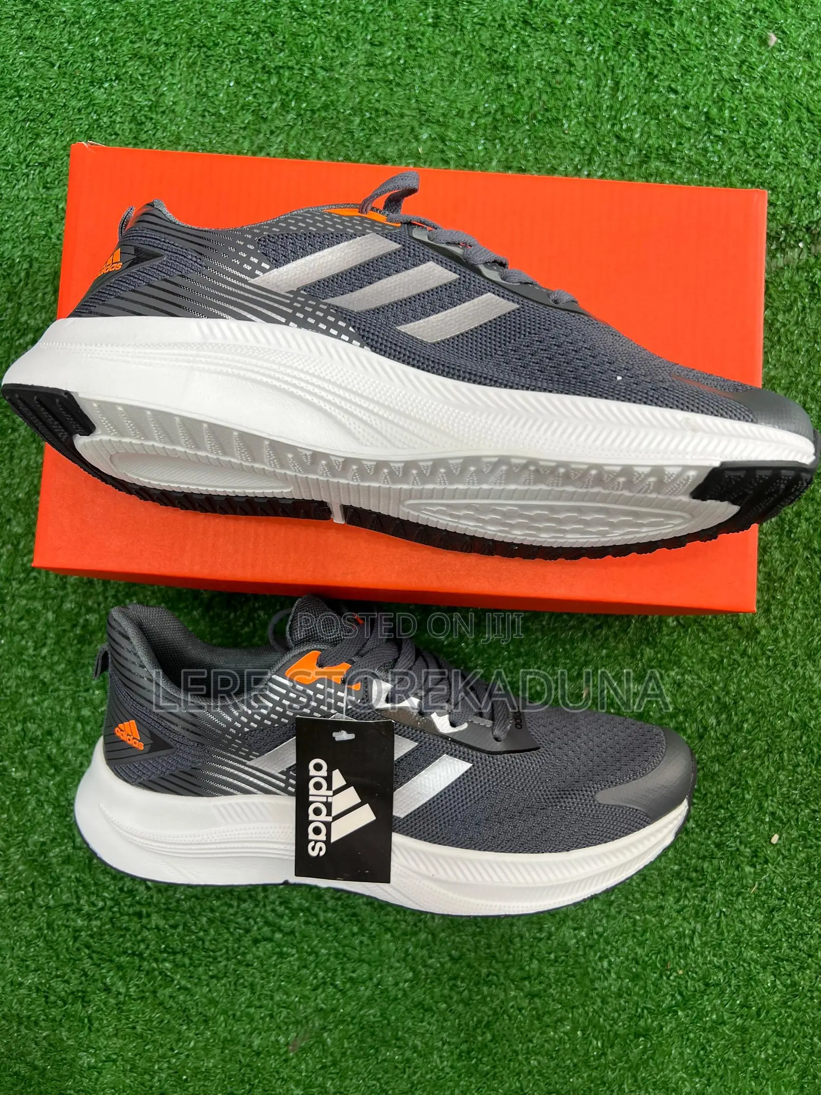 Original Jogging Canvas Available