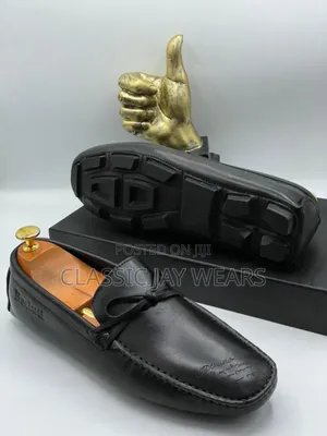 Plain Leather Quality Loafers Shoe for Men