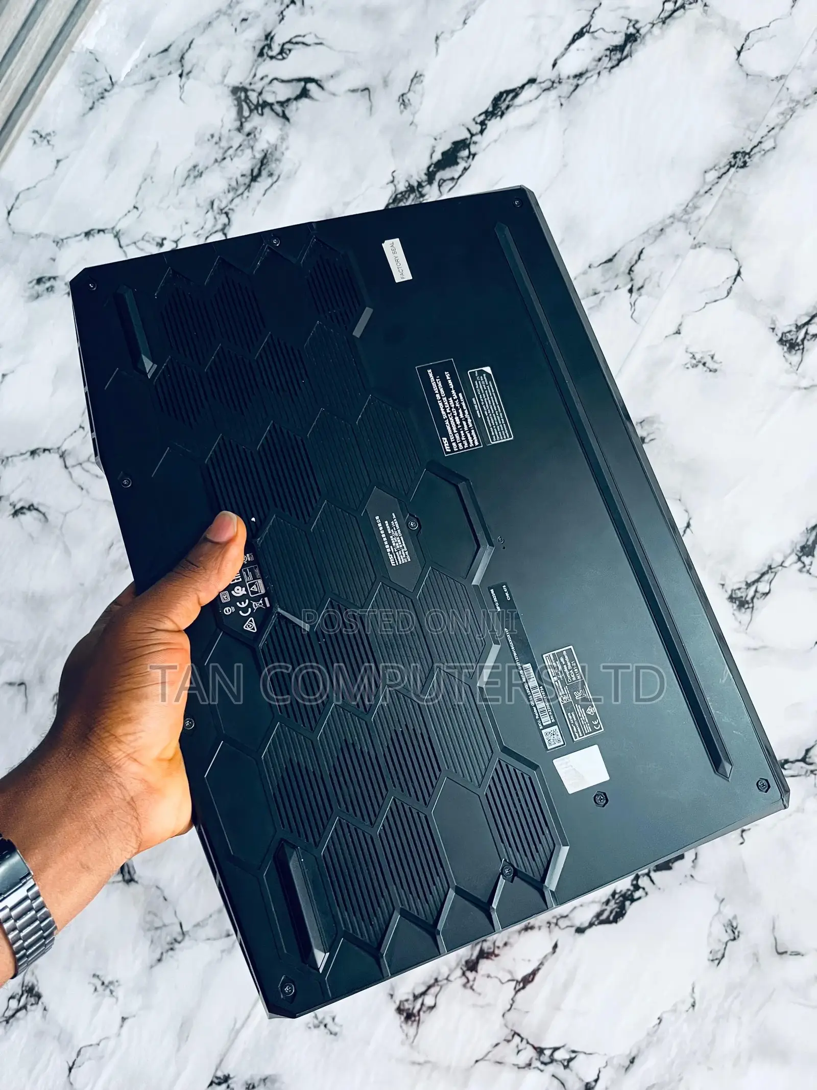 Laptop MSI GE66 Raider 32GB Intel Core i7 SSD 1.5T