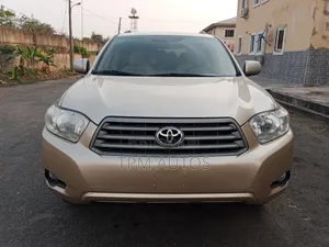 Toyota Highlander 4x4 2008 Gold