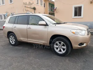 Toyota Highlander 4x4 2008 Gold