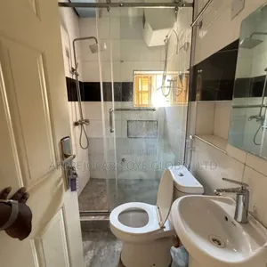 Photo - 2bdrm Block of Flats in Wuse Zone 2 for rent