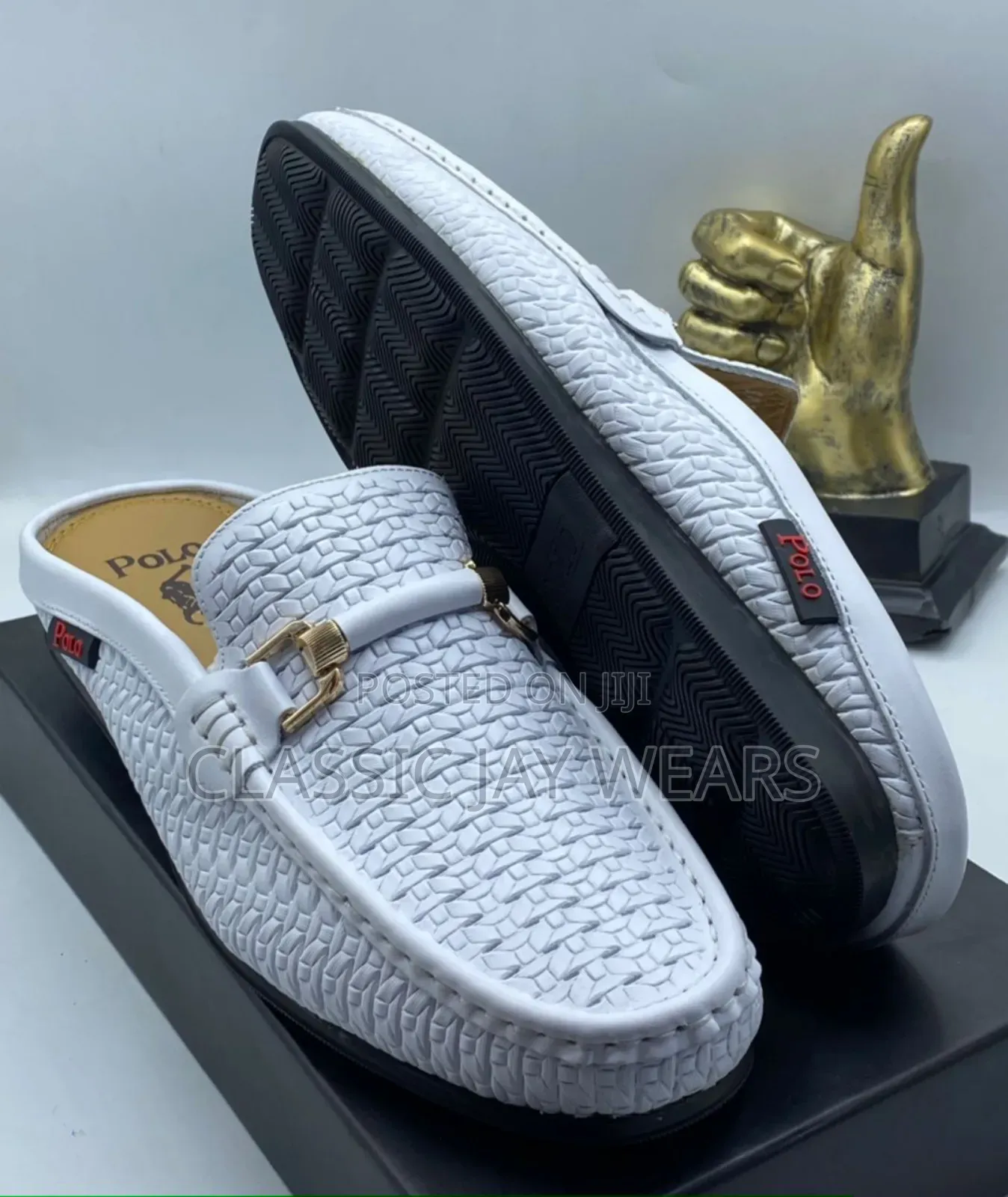 Quality White Half Shoe Available for Men