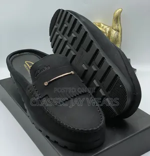 Quality White Half Shoe Available for Men