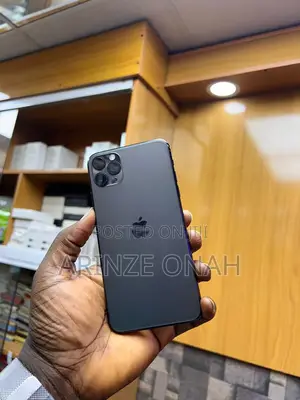 Apple iPhone 11 Pro Max 64 GB Black