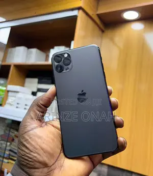 Apple iPhone 11 Pro Max 64 GB Black