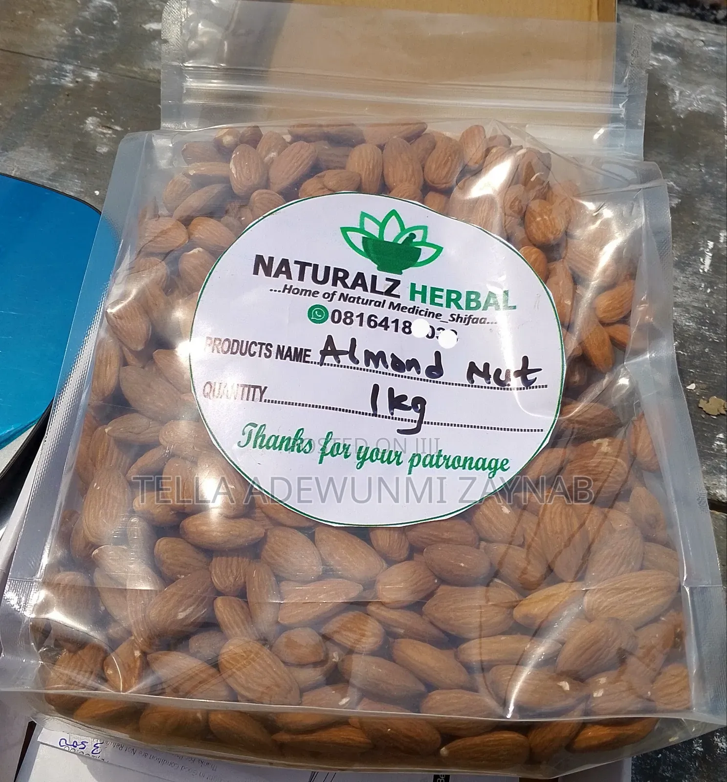 Almond Nut (1kg)