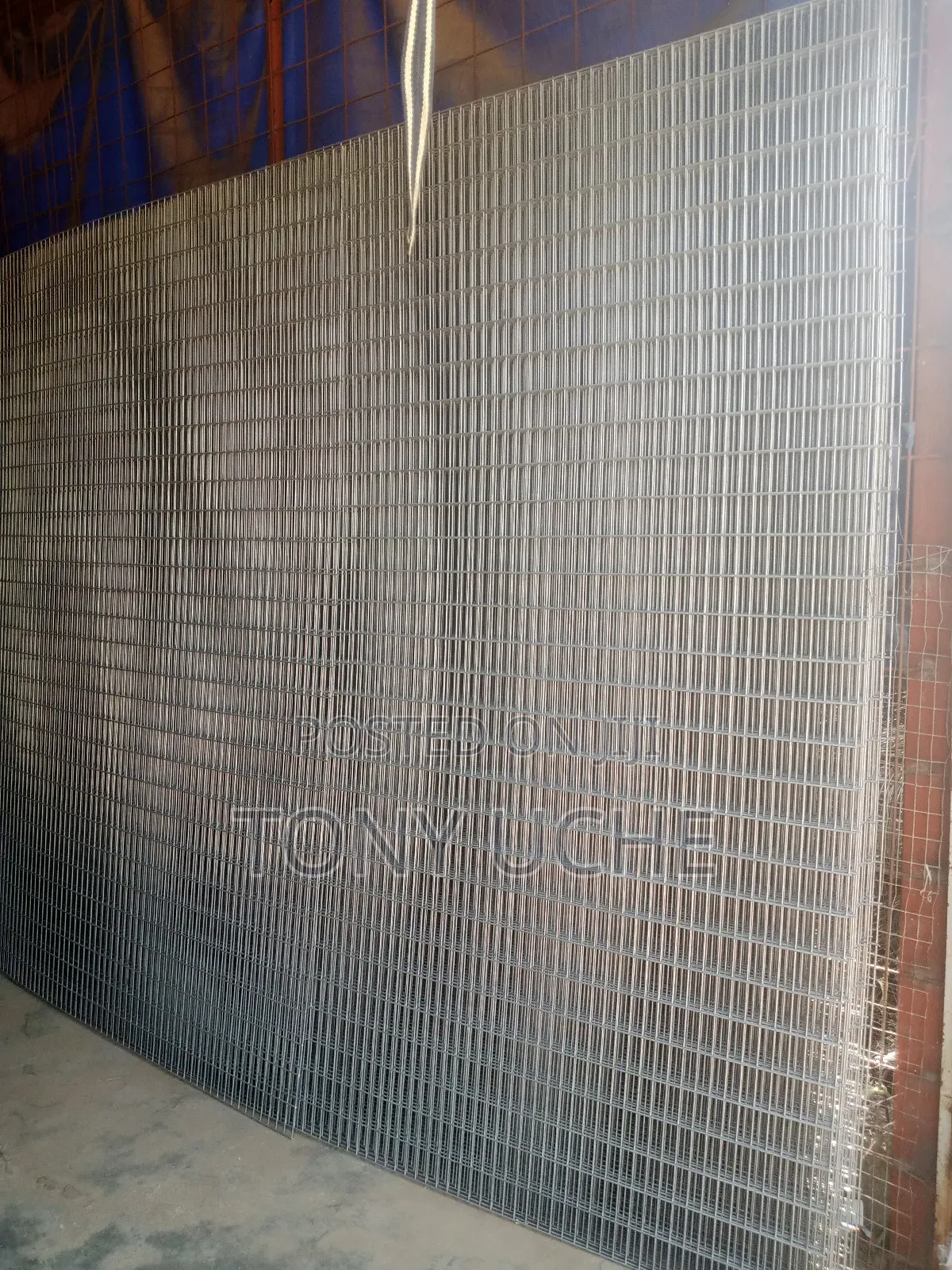 Galvanize Mesh Wire