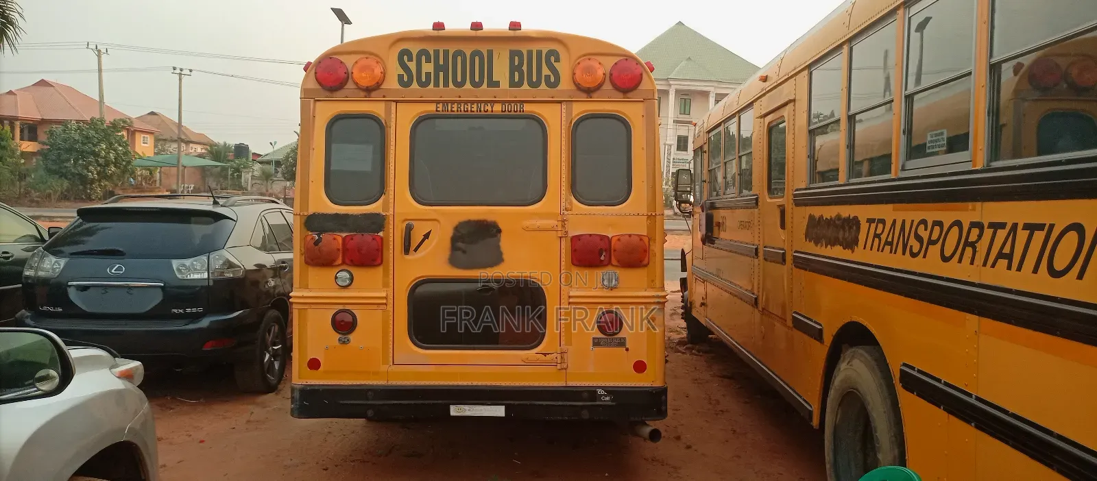 Bus 2005 Yellow