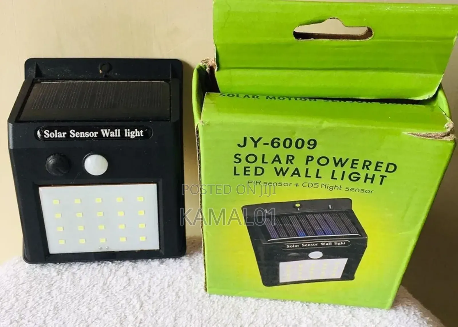 Solar Powered LED Wall Light- PIR Sensor CDS Night Sensor
