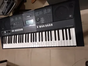 Yamaha Keyboard PSR 423