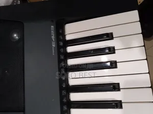 Yamaha Keyboard PSR 423