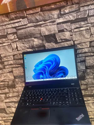 Photo - Laptop Lenovo ThinkPad T580 16GB Intel Core i7 SSD 256GB