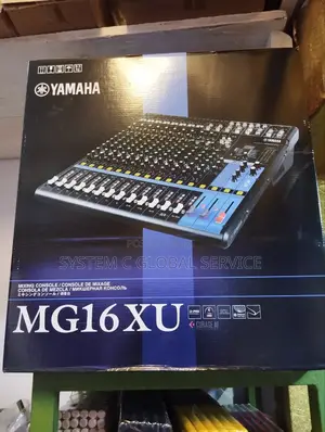 Yamaha 16 Channel Console Mixer Mg16xu