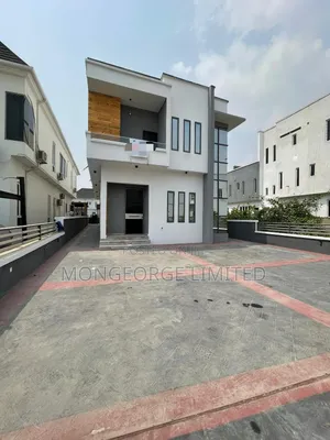 5bdrm Duplex in Ikota for sale