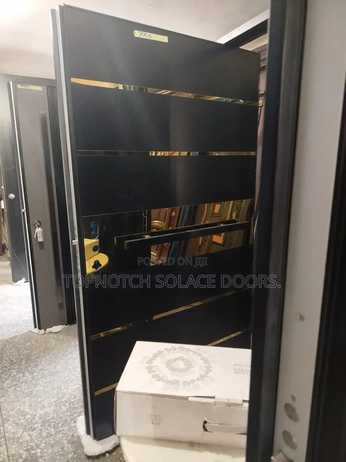 4ft Pivot Door.