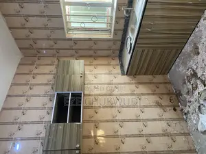 3bdrm Block of Flats in Phase 2, Enugu for rent