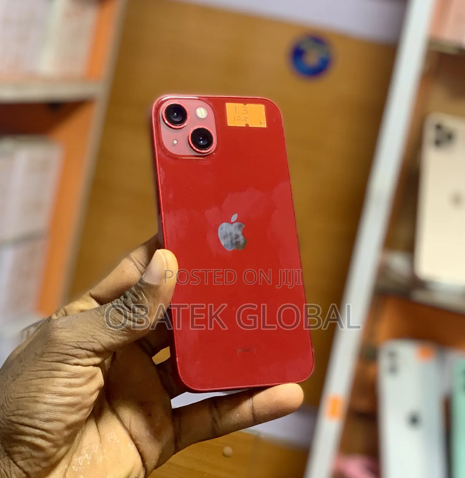 Apple iPhone 13 128 GB Red